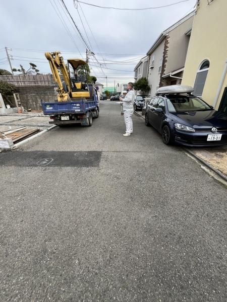 �_�ސ쌧������s���C�ݓ�4���ڂ̐V�z��ˌ��Ă̑O�ʓ��H�܂ތ��n�ʐ^