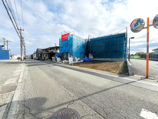 _ސ쌧͌s΋挴h3ڂ̓yn̑OʓH܂ތnʐ^