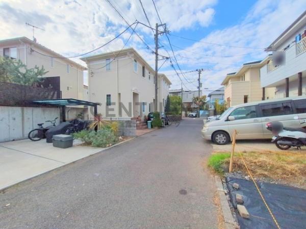 _ސ쌧s2ڂ̓yn̑OʓH܂ތnʐ^