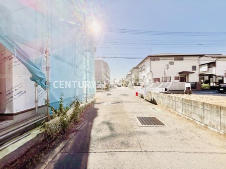 _ސ쌧s2ڂ̐VzˌĂ̑OʓH܂ތnʐ^