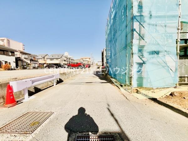 _ސ쌧s2ڂ̐VzˌĂ̑OʓH܂ތnʐ^