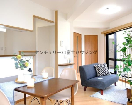 _ސ쌧slV̒ÈˌẴrO