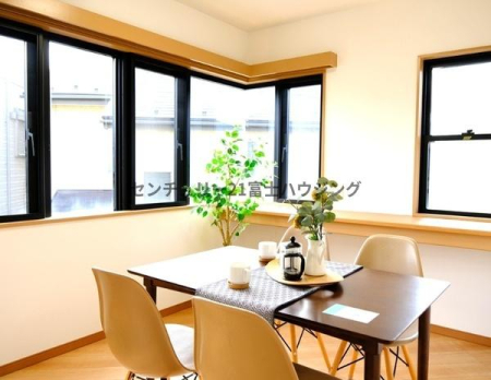 _ސ쌧slV̒ÈˌẴrO