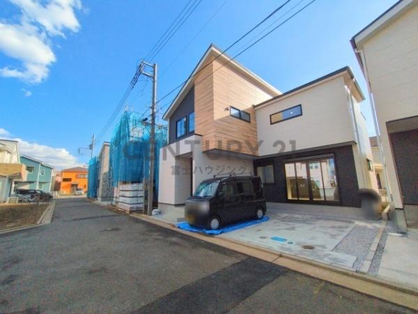 _ސ쌧s̐VzˌĂ̑OʓH܂ތnʐ^