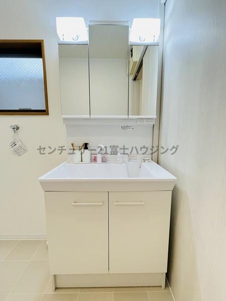 _ސ쌧so̒ÈˌĂ̐ʑEʏ