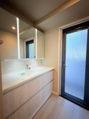 �_�ސ쌧����s�{����6���ڂ̒��Ã}���V�����̐��ʑ�E���ʏ�