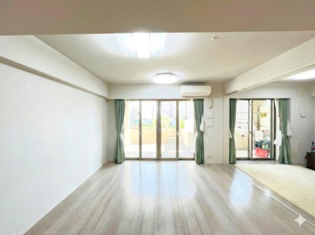 �_�ސ쌧���l�s��q��X6���ڂ̒��Ã}���V�����̃��r���O