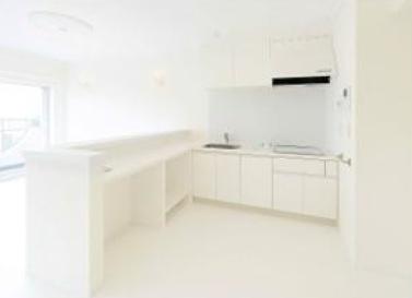 �_�ސ쌧����s�ғ�������2���ڂ̒��Ã}���V�����̃L�b�`��