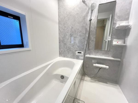 �_�ސ쌧������s���Z���̐V�z��ˌ��Ă̗���