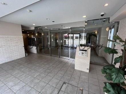 �_�ސ쌧������s�΂��l�̒��Ã}���V�����̃G���g�����X