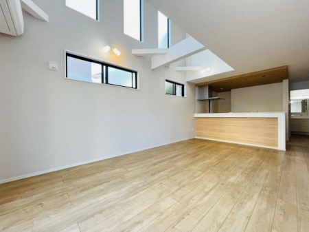 �_�ސ쌧����s�ғ����C��4���ڂ̒��È�ˌ��Ẵ��r���O