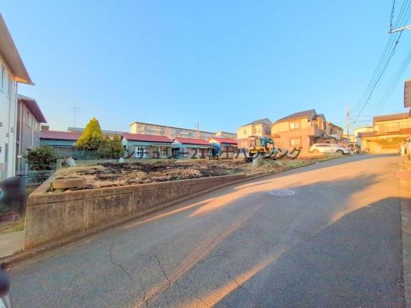 �_�ސ쌧����s�P�s��2���ڂ̓y�n�̑O�ʓ��H�܂ތ��n�ʐ^