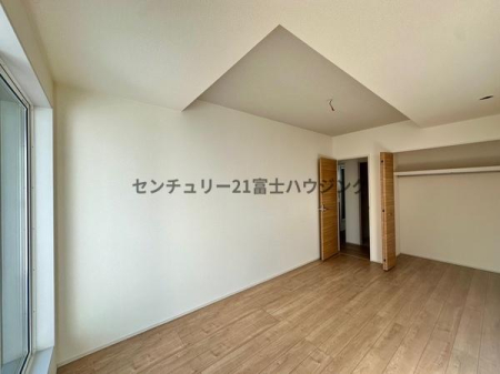 �_�ސ쌧������s�l�{��̐V�z��ˌ��Ă̗m��