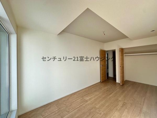 �_�ސ쌧������s�l�{��̐V�z��ˌ��Ă̗m��