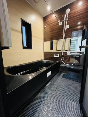 �_�ސ쌧������s�l�|3���ڂ̐V�z��ˌ��Ă̗���