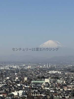 �_�ސ쌧������s�Ï��̒��Ã}���V�����̏Z�˂���̒��]�ʐ^