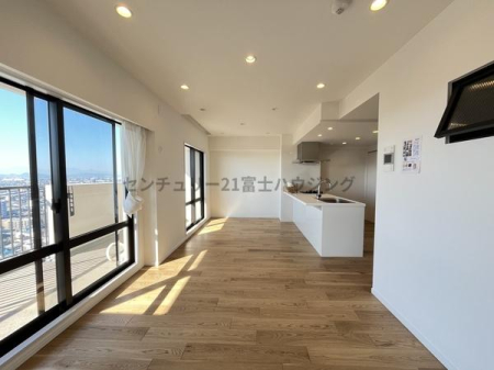 �_�ސ쌧������s�Ï��̒��Ã}���V�����̃��r���O