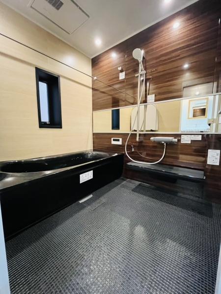 �_�ސ쌧������s�l�|3���ڂ̐V�z��ˌ��Ă̗���