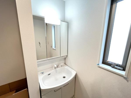 �_�ސ쌧������s�����u2���ڂ̐V�z��ˌ��Ă̐��ʑ�E���ʏ�