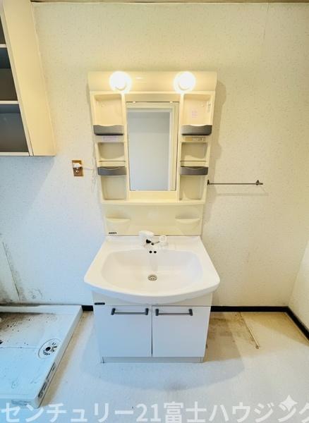 �_�ސ쌧����s���̒��Ã}���V�����̐��ʑ�E���ʏ�