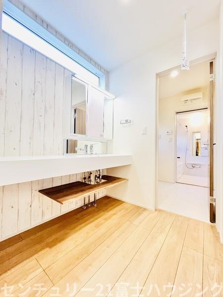 �_�ސ쌧����s�����̐V�z��ˌ��Ă̐��ʑ�E���ʏ�