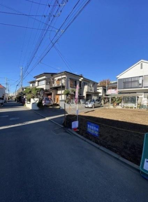 �_�ސ쌧������s�ԉH���̓y�n�̑O�ʓ��H�܂ތ��n�ʐ^