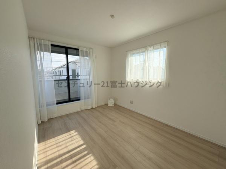 �_�ސ쌧������s������2���ڂ̐V�z��ˌ��Ă̗m��