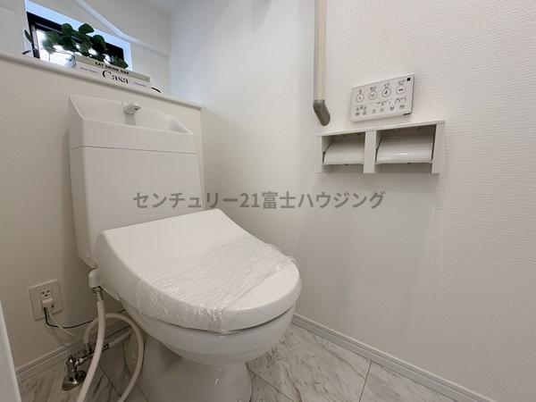 �_�ސ쌧������s������2���ڂ̐V�z��ˌ��Ẵg�C��