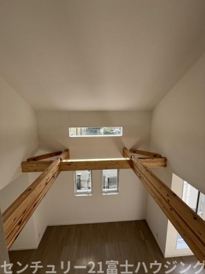 �_�ސ쌧������s����5���ڂ̐V�z��ˌ��Ẵ��r���O