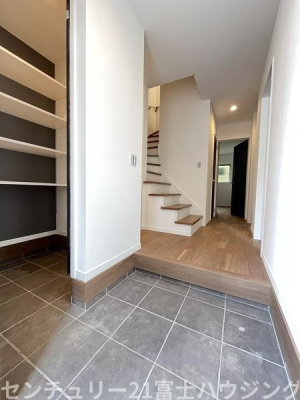 �_�ސ쌧������s����5���ڂ̐V�z��ˌ��Ă̌���