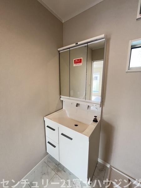 �_�ސ쌧������s����5���ڂ̐V�z��ˌ��Ă̐��ʑ�E���ʏ�