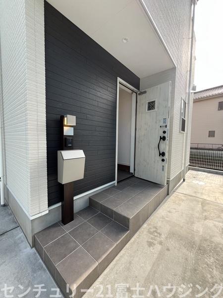 �_�ސ쌧������s����5���ڂ̐V�z��ˌ��Ă̌���