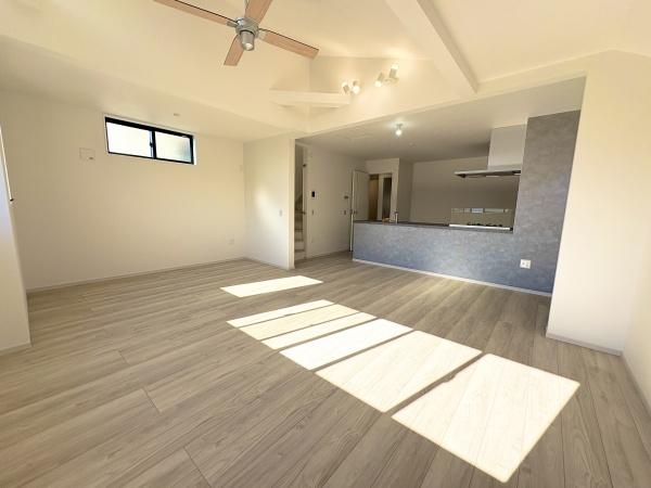 �_�ސ쌧������s���a���̐V�z��ˌ��Ẵ��r���O