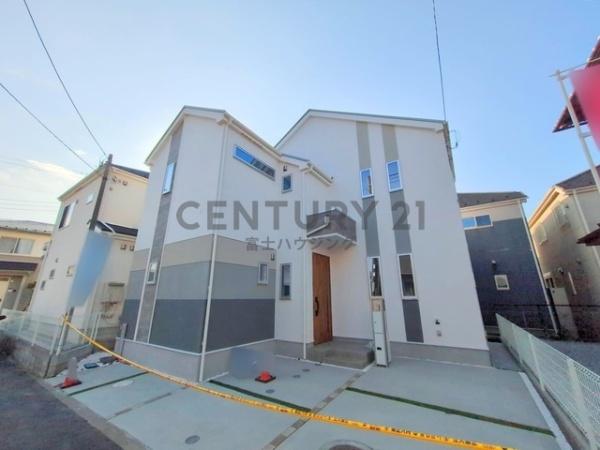 �_�ސ쌧����s�勘3���ڂ̐V�z��ˌ��Ă̌��n�O�ώʐ^