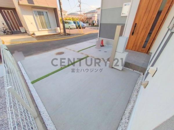 �_�ސ쌧����s�勘3���ڂ̐V�z��ˌ��Ă̒��ԏ�