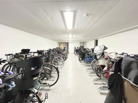 �_�ސ쌧����s�P�s��1���ڂ̒��Ã}���V�����̂��̑����p��