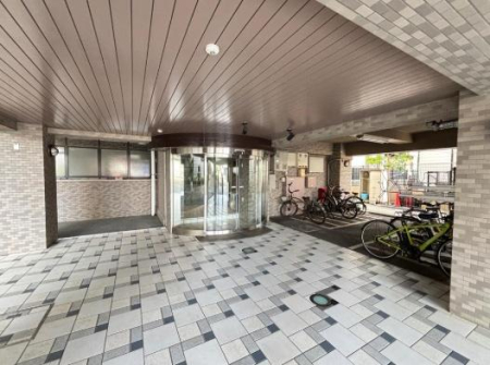 �_�ސ쌧����s�А��C��2���ڂ̒��Ã}���V�����̃G���g�����X