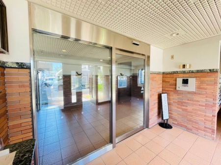 �_�ސ쌧����s�ғ����C��2���ڂ̒��Ã}���V�����̃G���g�����X