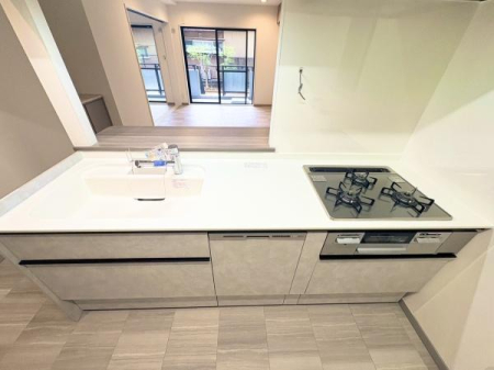 �_�ސ쌧������s���C��1���ڂ̒��Ã}���V�����̃L�b�`��