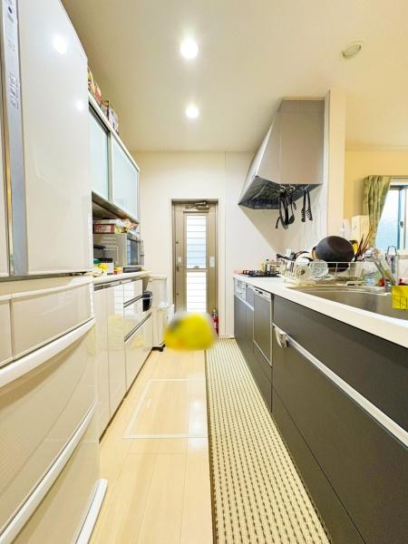 �_�ސ쌧������s���3���ڂ̒��È�ˌ��ẴL�b�`��