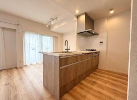 �_�ސ쌧����s�А��C��3���ڂ̒��Ã}���V�����̃��r���O