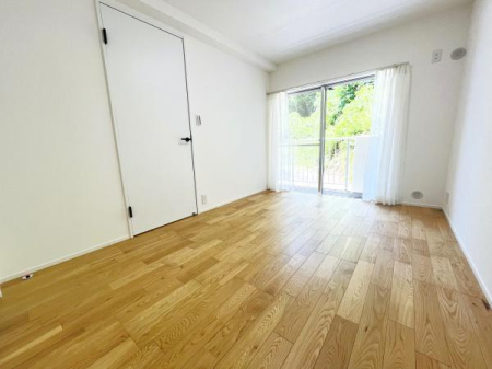 �_�ސ쌧���q�s�ʓ�2���ڂ̒��Ã}���V�����̐Q��