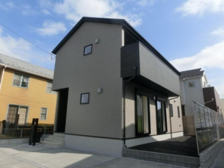 �_�ސ쌧������s�����̐V�z��ˌ��Ă̌��n�O�ώʐ^