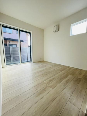 �_�ސ쌧������s�����̐V�z��ˌ��Ă̗m��