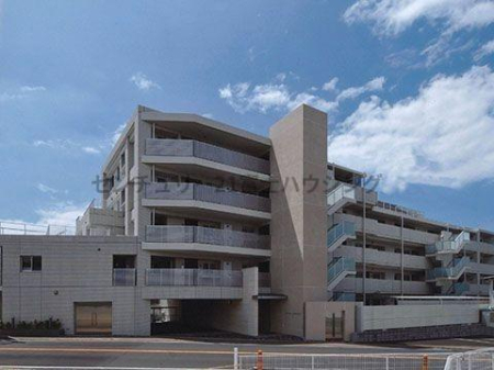 �_�ސ쌧������s���Q1���ڂ̒��Ã}���V�����̌��n�O�ώʐ^