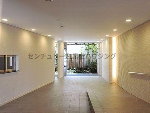 �_�ސ쌧������s���Q1���ڂ̒��Ã}���V�����̃G���g�����X