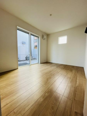 �_�ސ쌧������s�����̐V�z��ˌ��Ă̗m��