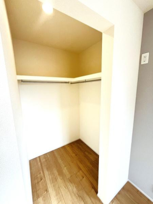 �_�ސ쌧����s�H��5���ڂ̐V�z��ˌ��Ă̎��[