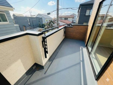 �_�ސ쌧����s�H��5���ڂ̐V�z��ˌ��Ẵo���R�j�[