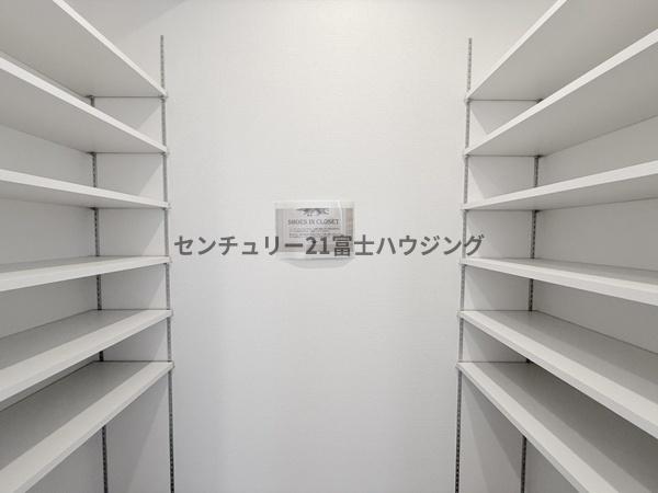 �_�ސ쌧������s�����u2���ڂ̐V�z��ˌ��Ă̎��[